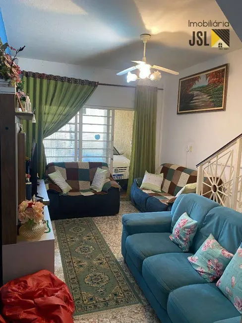 Foto 3 de Sobrado com 2 quartos à venda, 125m2 em Cacapava - SP