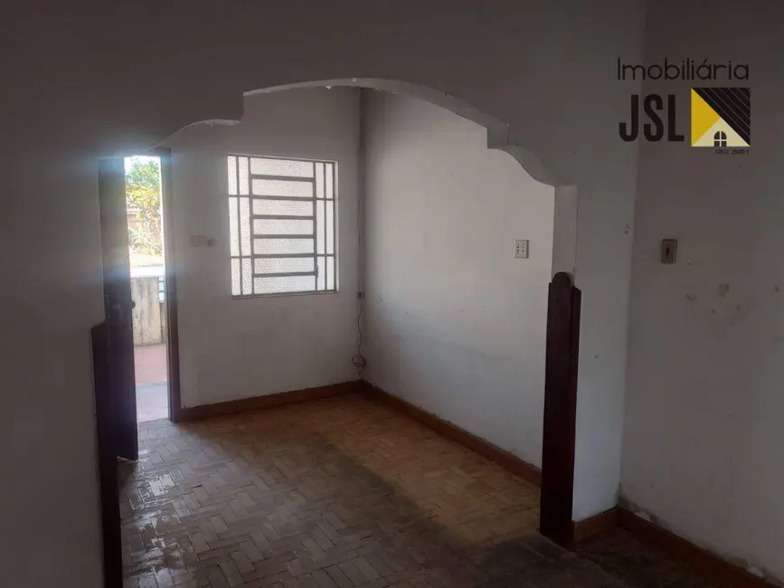 Foto 3 de Casa com 3 quartos à venda, 190m2 em Vila Pantaleão, Cacapava - SP