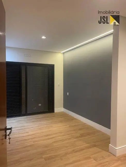 Foto 6 de Casa de Condomínio com 3 quartos à venda, 300m2 em Cacapava - SP