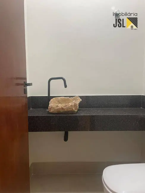 Foto 4 de Casa de Condomínio com 3 quartos à venda, 300m2 em Cacapava - SP