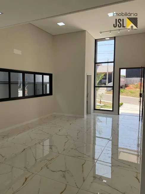 Foto 3 de Casa de Condomínio com 3 quartos à venda, 360m2 em Guamirim, Cacapava - SP