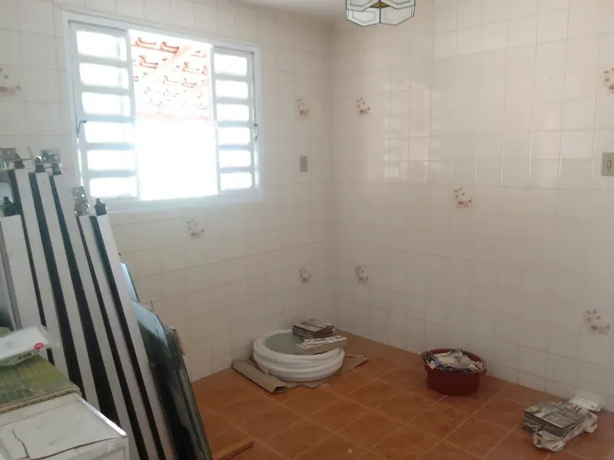 Foto 7 de Casa com 2 quartos para alugar, 500m2 em Padre Marcelo, Cacapava - SP
