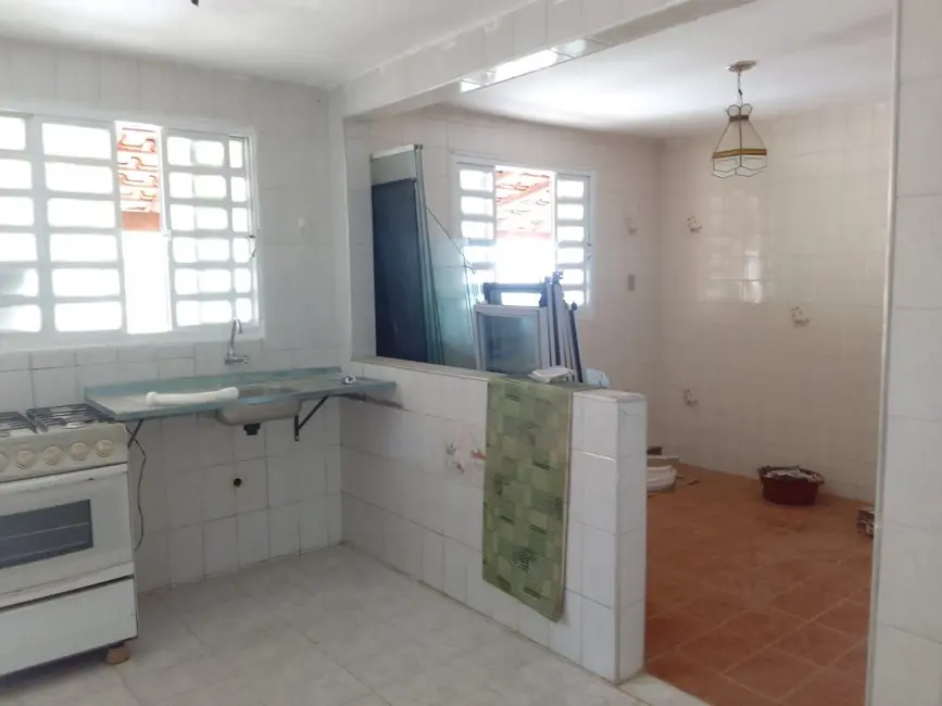 Foto 8 de Casa com 2 quartos para alugar, 500m2 em Padre Marcelo, Cacapava - SP
