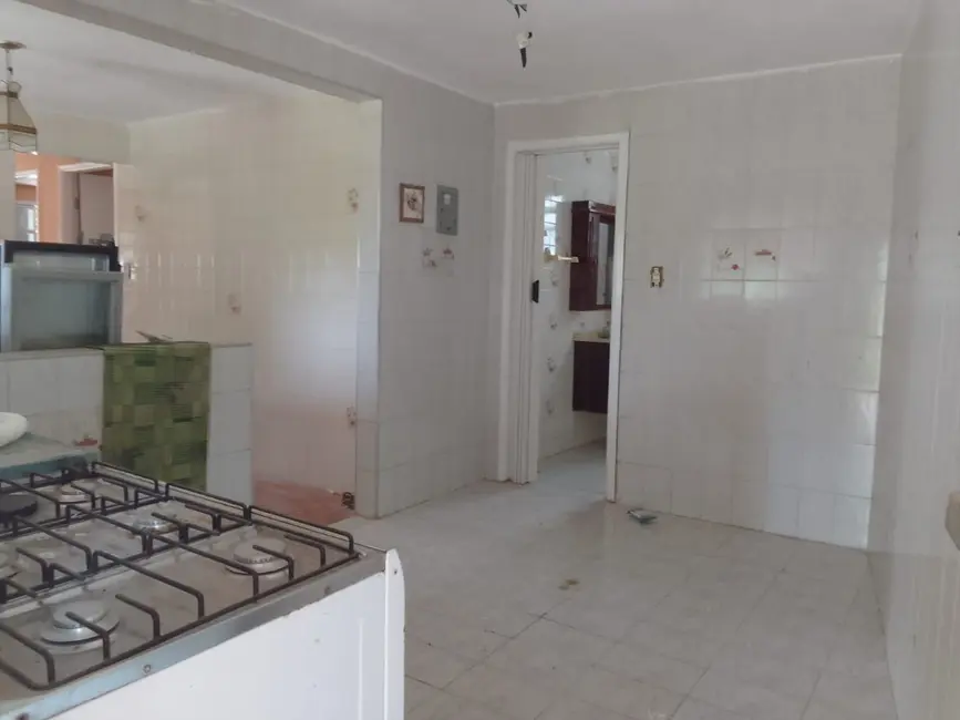 Foto 9 de Casa com 2 quartos para alugar, 500m2 em Padre Marcelo, Cacapava - SP