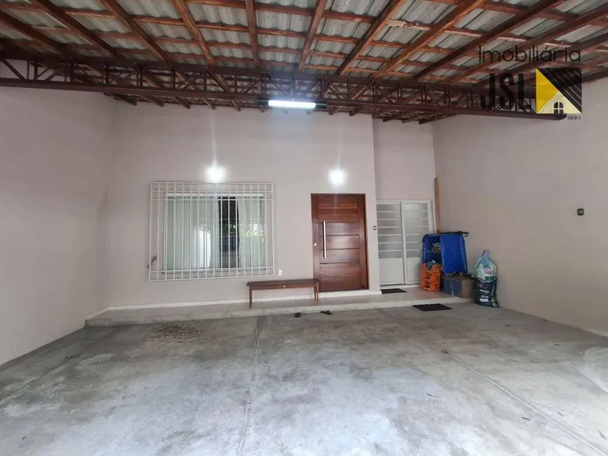 Foto 1 de Casa com 3 quartos à venda, 229m2 em Jardim Maria Cândida, Cacapava - SP