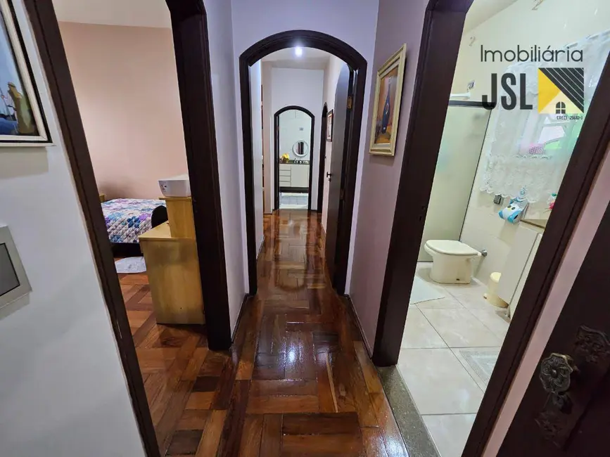 Foto 9 de Casa com 3 quartos à venda, 300m2 em Vila Resende, Cacapava - SP