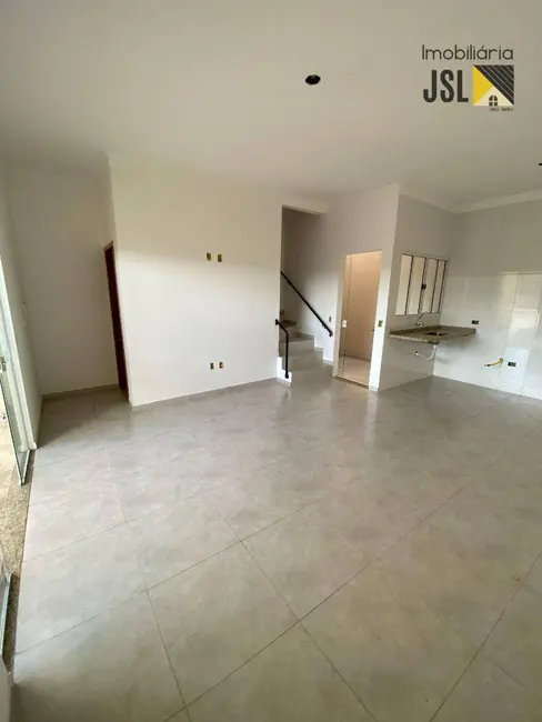 Sobrado com 3 quartos à venda, 55m2 em Jardim São José, Cacapava - SP - imagem 8 Foto 8 de Sobrado com 3 quartos à venda, 55m2 em Jardim São José, Cacapava - SP