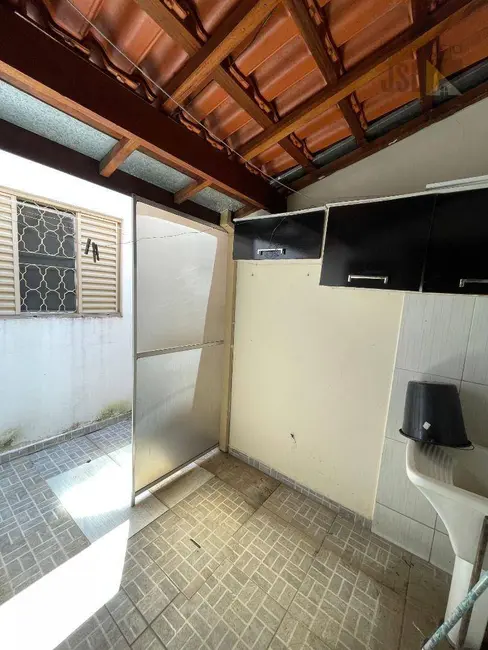 Foto 9 de Casa com 2 quartos à venda, 87m2 em Parque Residencial Santo André, Cacapava - SP