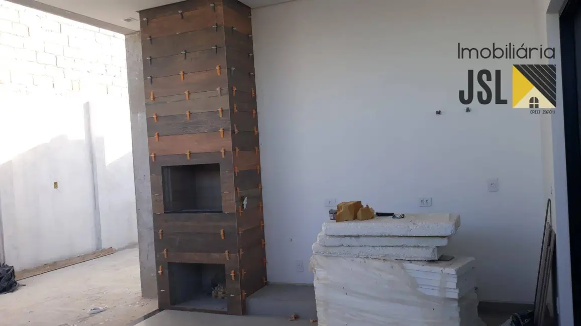 Foto 9 de Sobrado com 3 quartos à venda, 250m2 em Cacapava - SP