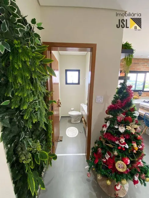 Casa de Condomínio com 3 quartos à venda, 250m2 em Cacapava - SP - imagem 3 Foto 3 de Casa de Condomínio com 3 quartos à venda, 250m2 em Cacapava - SP