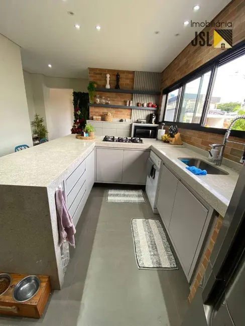 Casa de Condomínio com 3 quartos à venda, 250m2 em Cacapava - SP - imagem 7 Foto 7 de Casa de Condomínio com 3 quartos à venda, 250m2 em Cacapava - SP