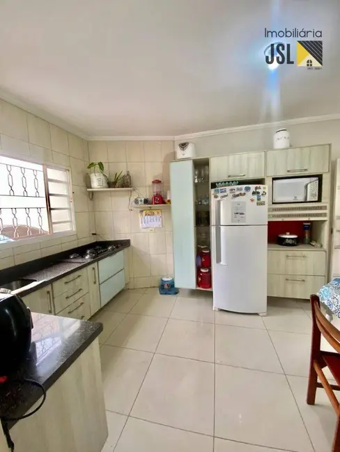 Foto 6 de Casa com 2 quartos à venda, 186m2 em Borda da Mata, Cacapava - SP