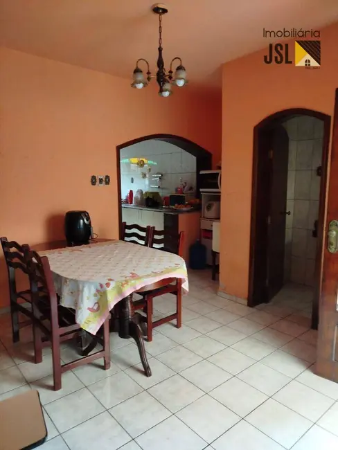 Foto 6 de Sobrado com 3 quartos à venda, 135m2 em Vila Santa Izabel, Cacapava - SP