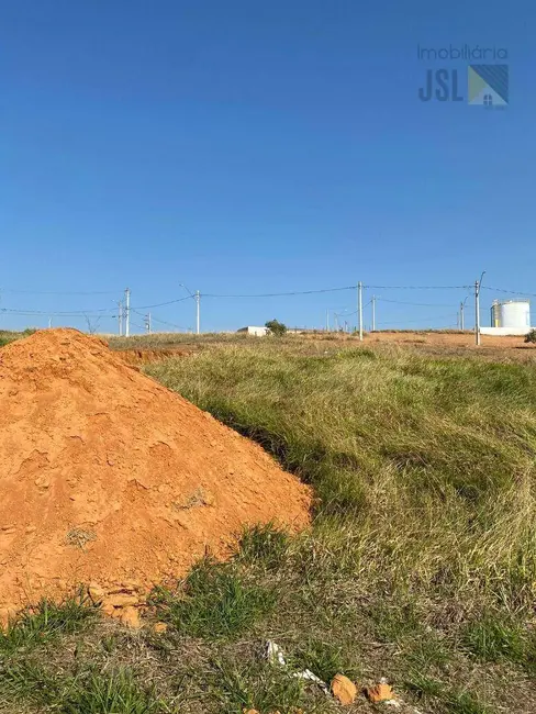 Foto 1 de Terreno / Lote à venda, 193m2 em Cacapava - SP