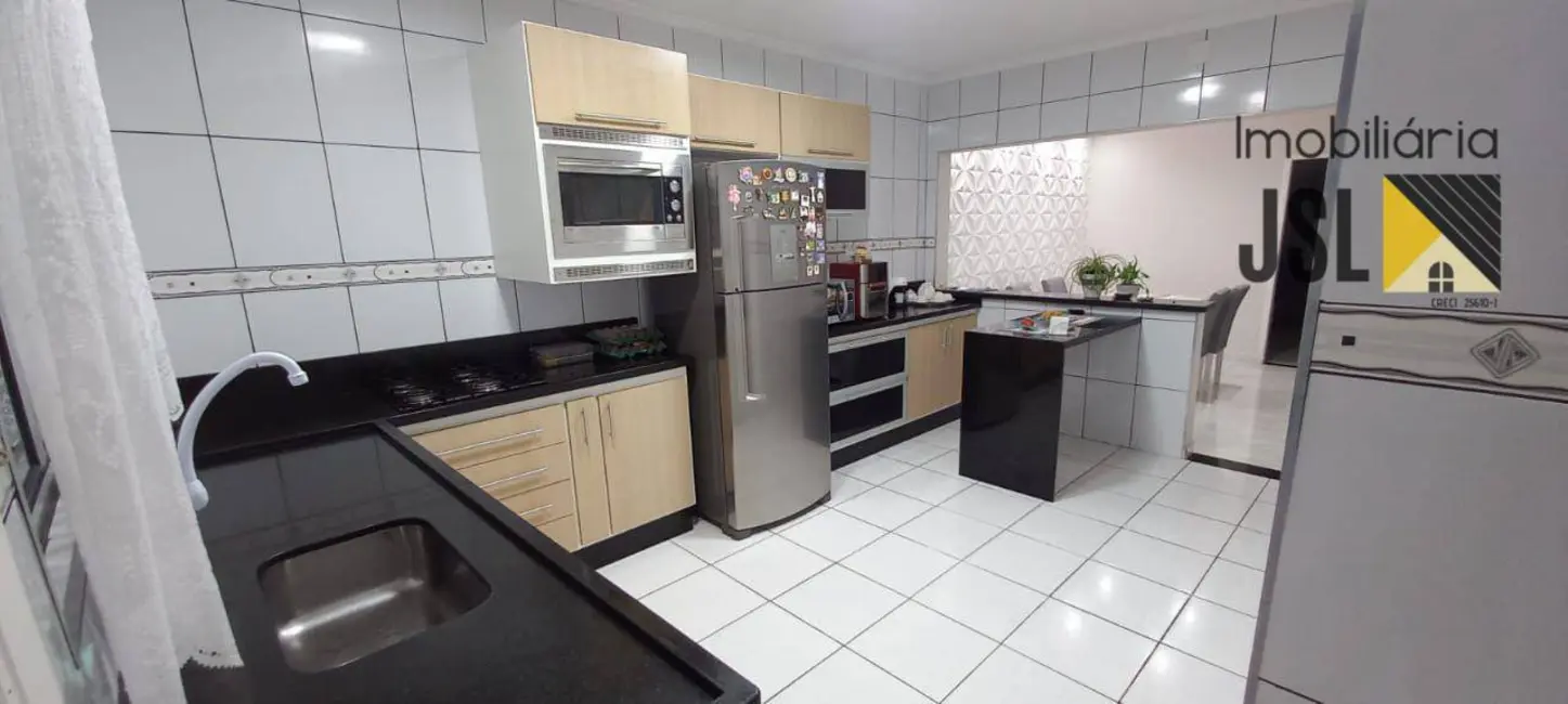 Foto 8 de Casa com 3 quartos à venda, 191m2 em Jardim Caçapava, Cacapava - SP