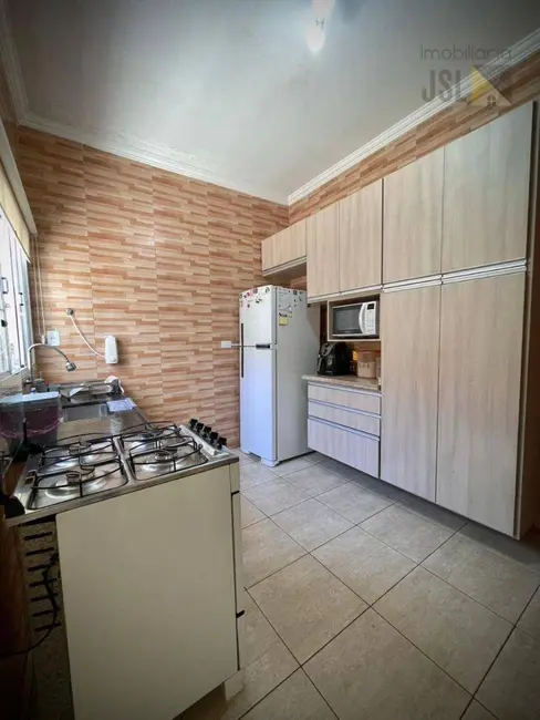 Foto 7 de Sobrado com 3 quartos à venda, 87m2 em Vila Bandeirantes, Cacapava - SP