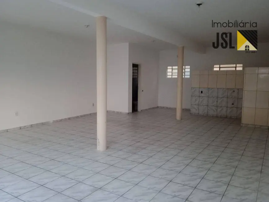 Foto 6 de Casa com 2 quartos para alugar, 125m2 em Centro, Cacapava - SP