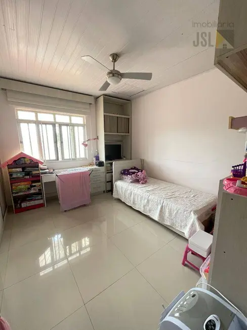 Foto 6 de Sobrado com 3 quartos à venda, 150m2 em Vila Independência, Cacapava - SP