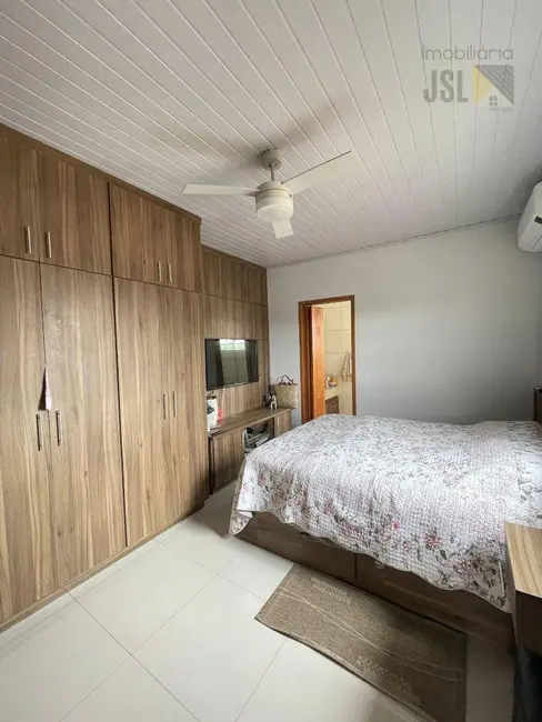 Foto 8 de Sobrado com 3 quartos à venda, 150m2 em Vila Independência, Cacapava - SP