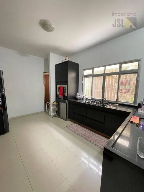 Foto 4 de Sobrado com 3 quartos à venda, 150m2 em Vila Independência, Cacapava - SP