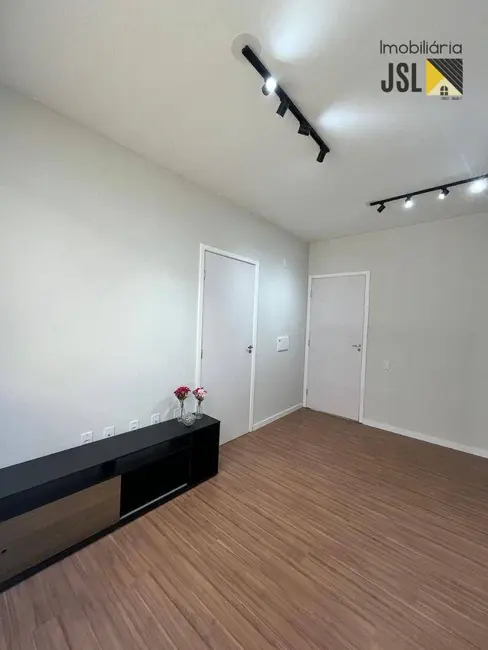 Foto 2 de Apartamento com 1 quarto à venda, 44m2 em Jardim Jaraguá, Taubate - SP