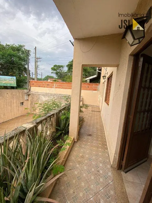 Sobrado com 4 quartos à venda, 178m2 em Jardim Maria Cândida, Cacapava - SP - imagem 3 Foto 3 de Sobrado com 4 quartos à venda, 178m2 em Jardim Maria Cândida, Cacapava - SP