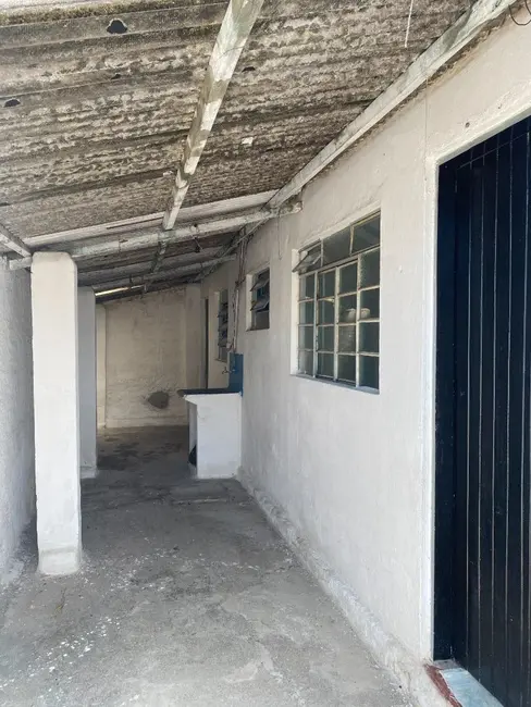Foto 1 de Casa com 1 quarto para alugar, 80m2 em Vila Bandeirantes, Cacapava - SP