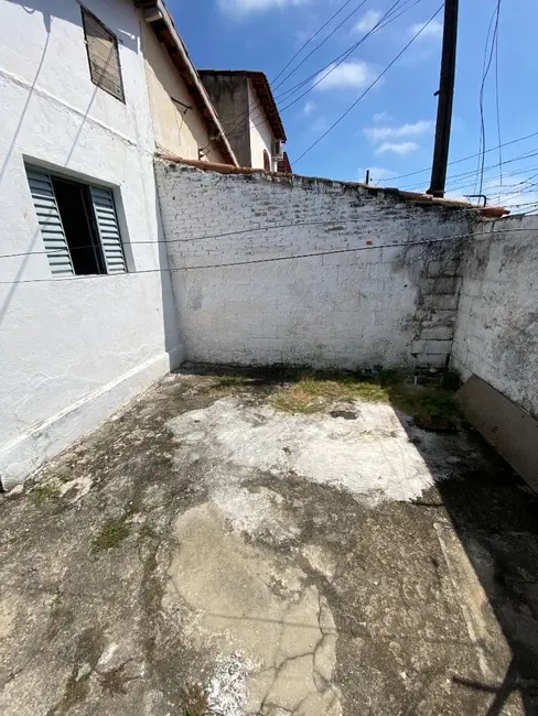 Foto 2 de Casa com 1 quarto para alugar, 80m2 em Vila Bandeirantes, Cacapava - SP