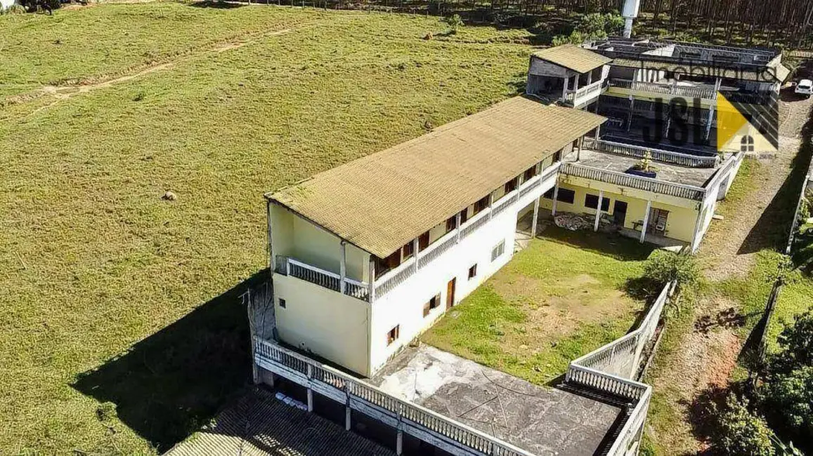 Foto 6 de Chácara com 21 quartos à venda, 4000m2 em Guararema - SP