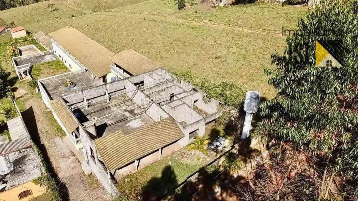 Foto 2 de Chácara com 21 quartos à venda, 4000m2 em Guararema - SP