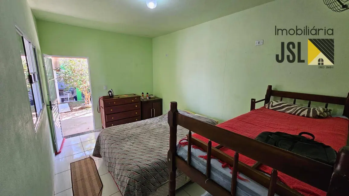 Foto 5 de Chácara com 3 quartos à venda, 1250m2 em Piracangaguá, Taubate - SP