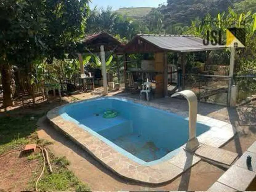 Chácara com 2 quartos à venda, 1000m2 em Sao Jose Dos Campos - SP - imagem 5 Foto 5 de Chácara com 2 quartos à venda, 1000m2 em Sao Jose Dos Campos - SP