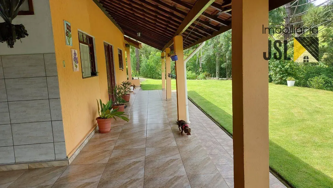 Chácara com 3 quartos à venda, 3500m2 em Paraibuna - SP - imagem 3 Foto 3 de Chácara com 3 quartos à venda, 3500m2 em Paraibuna - SP