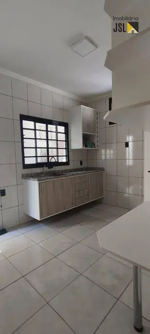 Foto 4 de Casa com 3 quartos à venda, 250m2 em Village das Flores, Cacapava - SP