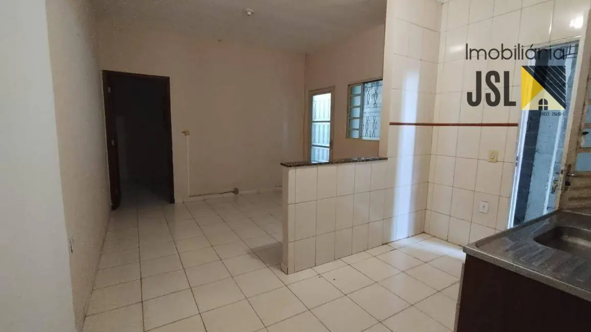 Foto 4 de Casa com 2 quartos à venda, 100m2 em Loteamento Real Park, Cacapava - SP