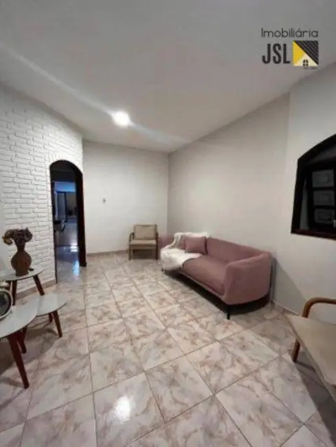 Foto 2 de Casa com 3 quartos à venda, 250m2 em Jardim Rafael, Cacapava - SP