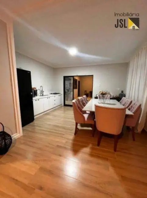 Foto 1 de Casa com 3 quartos à venda, 250m2 em Jardim Rafael, Cacapava - SP