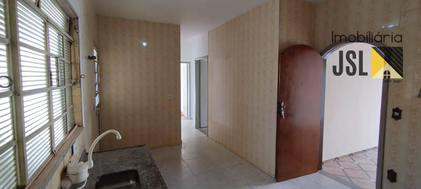 Casa com 2 quartos à venda, 144m2 em Jardim Amália, Cacapava - SP - imagem 6 Foto 6 de Casa com 2 quartos à venda, 144m2 em Jardim Amália, Cacapava - SP