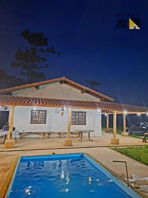 Chácara com 3 quartos à venda, 3128m2 em Paraibuna - SP - imagem 4 Foto 4 de Chácara com 3 quartos à venda, 3128m2 em Paraibuna - SP