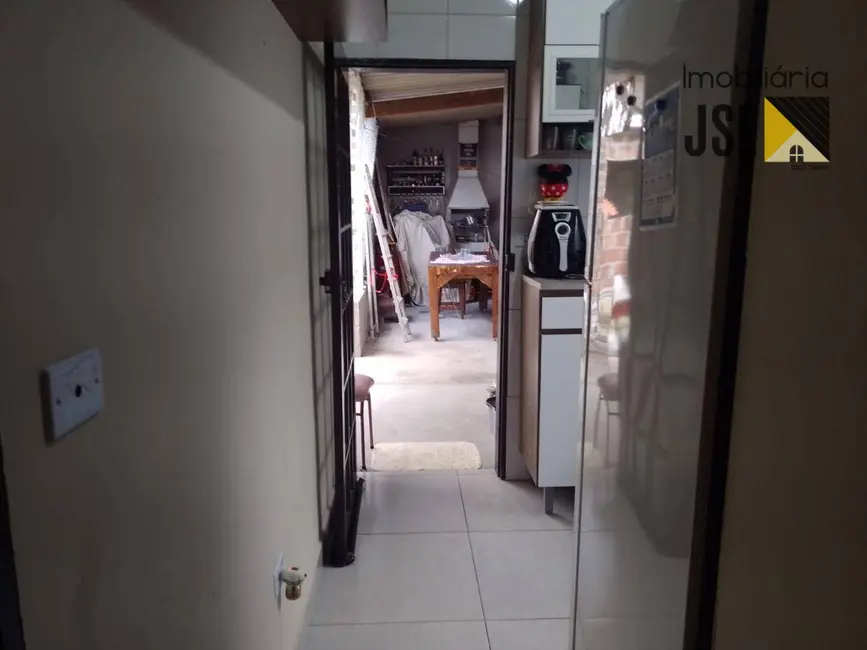 Casa com 2 quartos à venda, 180m2 em Tijuco Preto, Cacapava - SP - imagem 6 Foto 6 de Casa com 2 quartos à venda, 180m2 em Tijuco Preto, Cacapava - SP