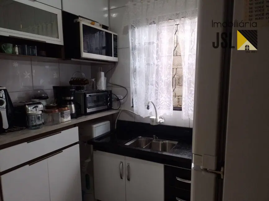 Casa com 2 quartos à venda, 180m2 em Tijuco Preto, Cacapava - SP - imagem 4 Foto 4 de Casa com 2 quartos à venda, 180m2 em Tijuco Preto, Cacapava - SP