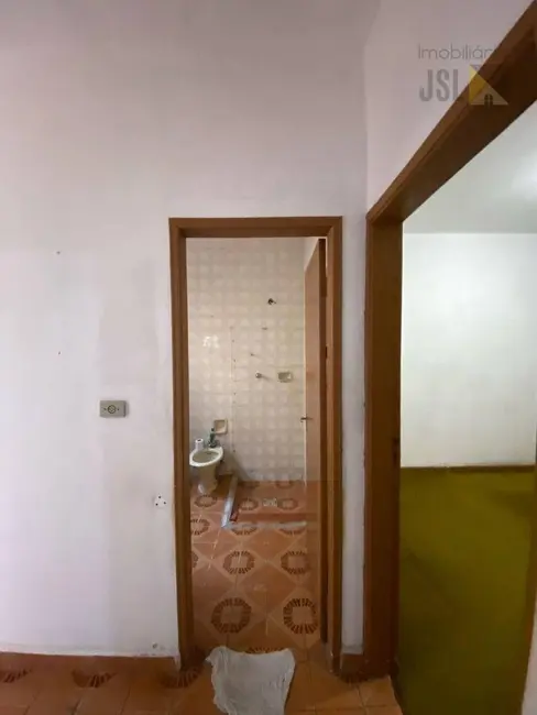 Casa com 2 quartos à venda, 136m2 em Vila Resende, Cacapava - SP - imagem 5 Foto 5 de Casa com 2 quartos à venda, 136m2 em Vila Resende, Cacapava - SP