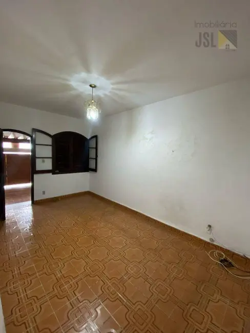 Foto 4 de Casa com 2 quartos à venda, 136m2 em Vila Resende, Cacapava - SP