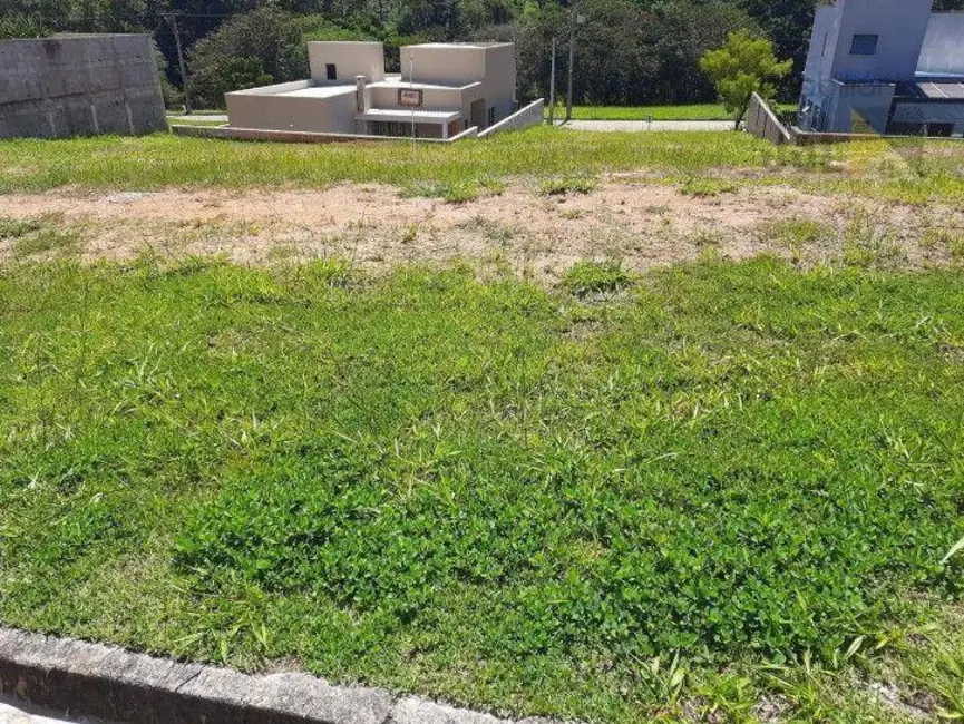 Foto 1 de Terreno / Lote à venda, 300m2 em Cacapava - SP
