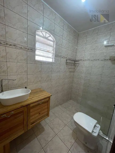 Foto 9 de Casa com 2 quartos à venda, 137m2 em Vila Naly, Cacapava - SP