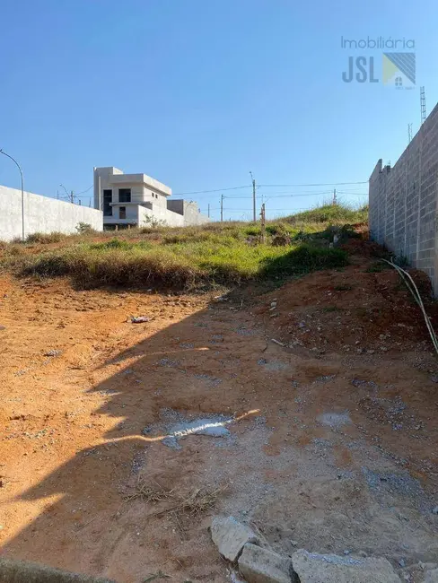 Foto 1 de Terreno / Lote à venda, 180m2 em Cacapava - SP