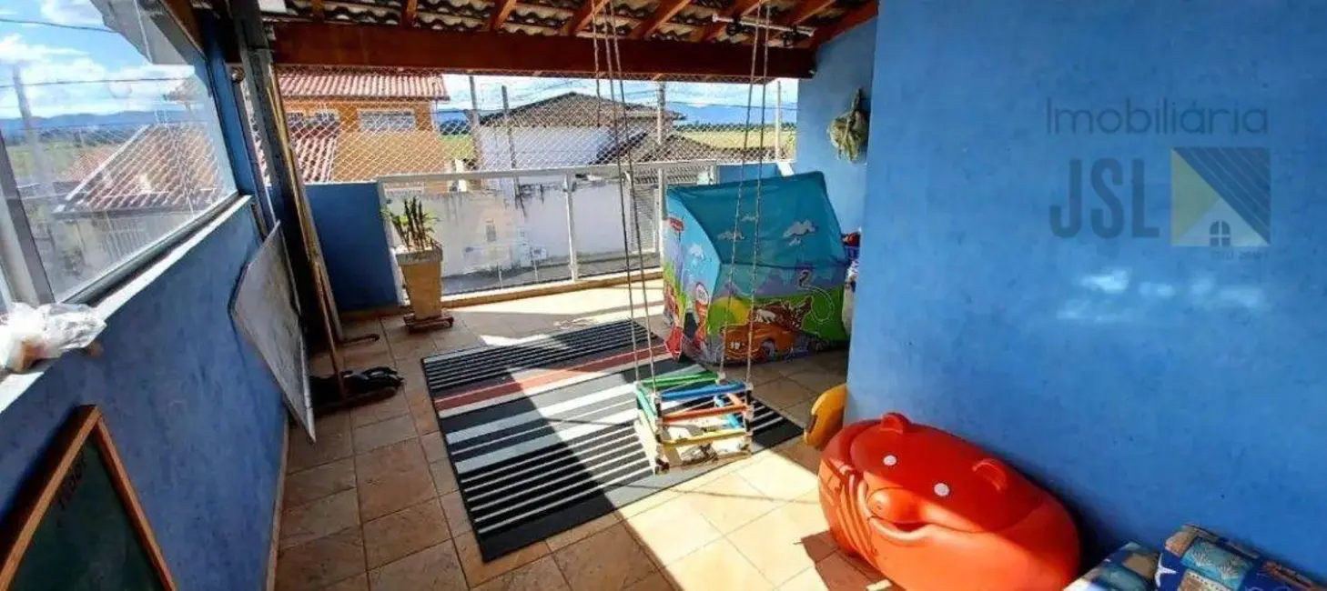 Foto 8 de Sobrado com 2 quartos à venda, 424m2 em Village das Flores, Cacapava - SP