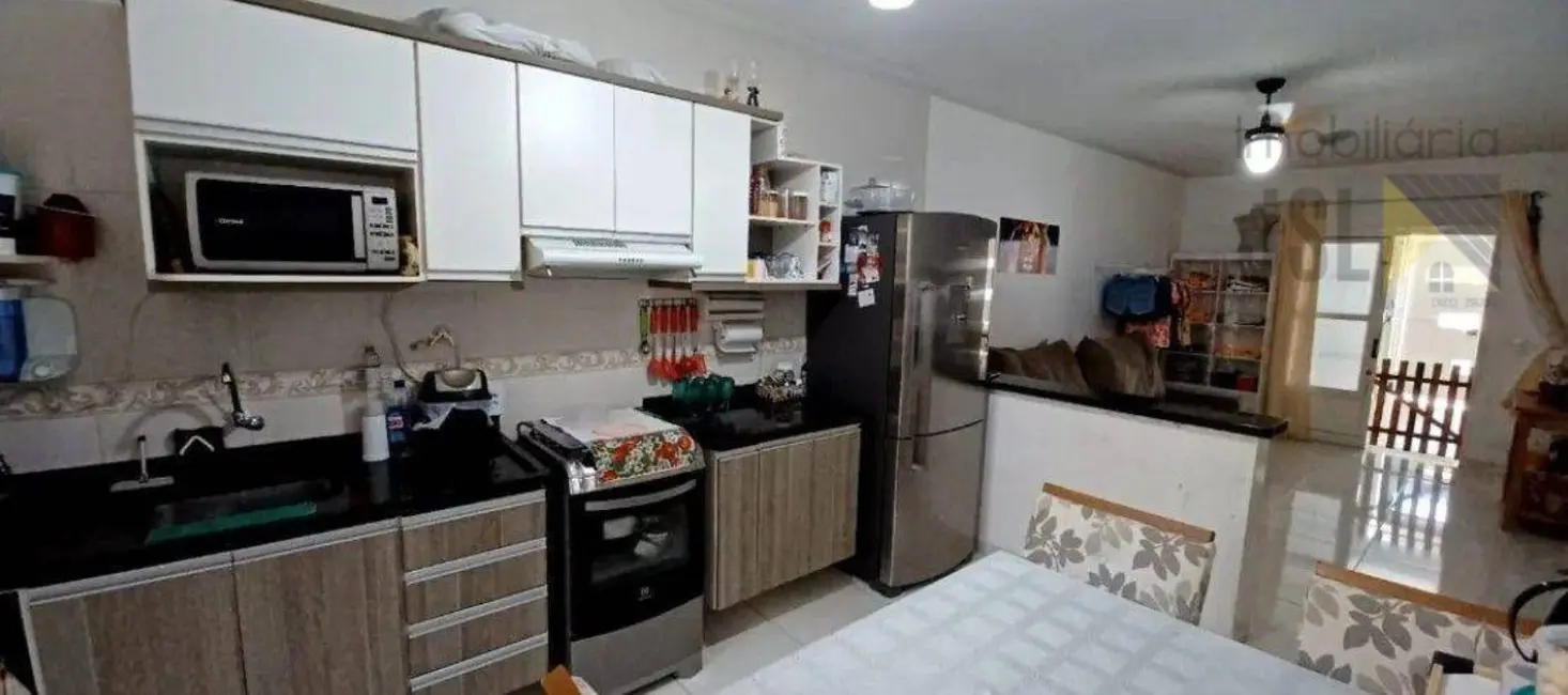 Foto 3 de Sobrado com 2 quartos à venda, 424m2 em Village das Flores, Cacapava - SP