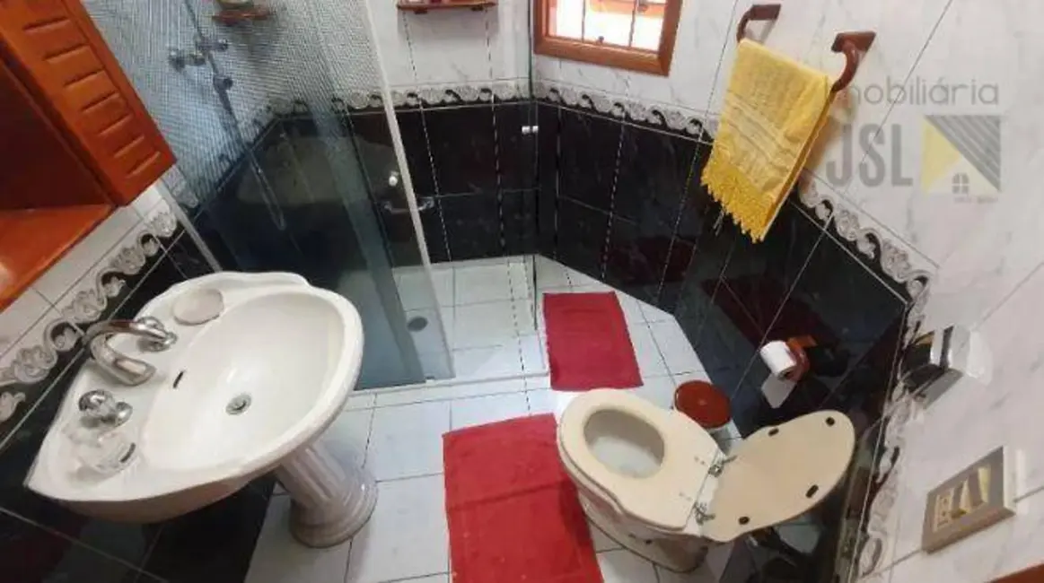 Foto 6 de Casa com 3 quartos à venda, 250m2 em Jardim Maria Cândida, Cacapava - SP