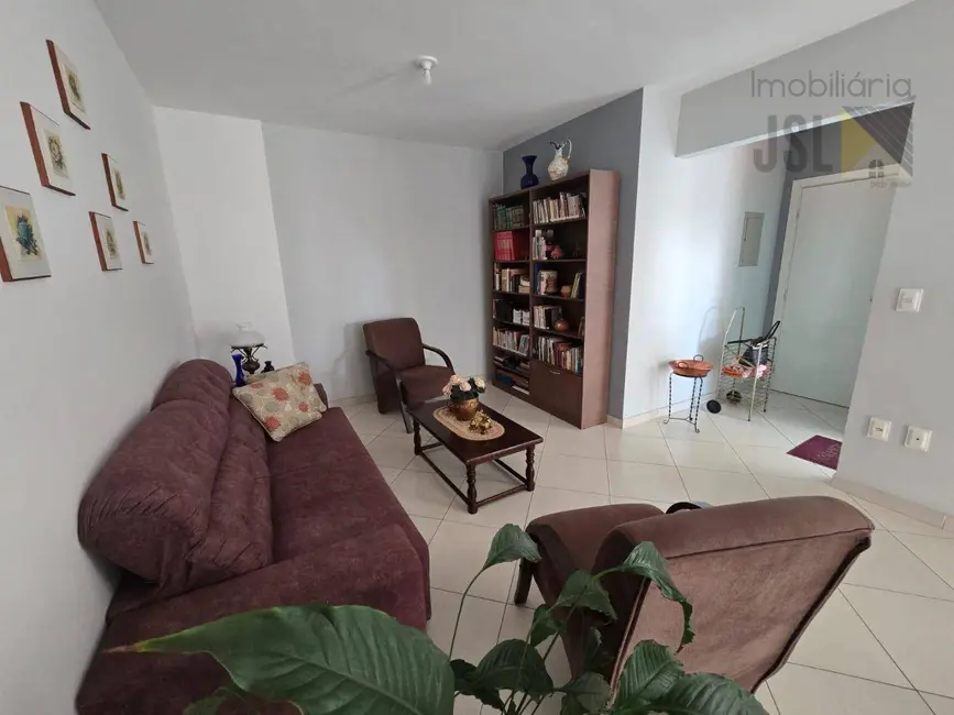 Foto 1 de Apartamento com 3 quartos à venda, 111m2 em Parque Residencial Bom Conselho, Taubate - SP